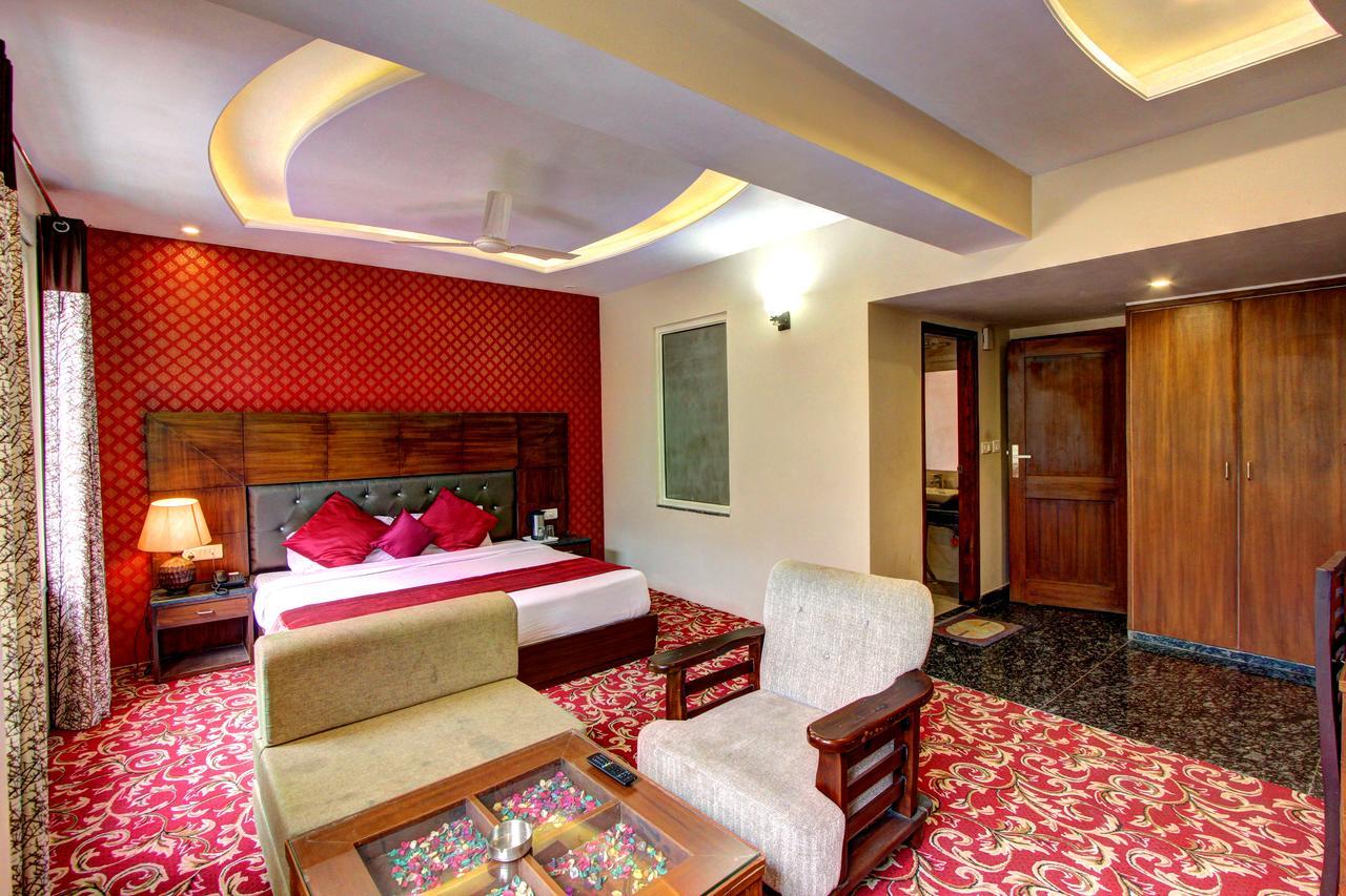 Hotel Maple Retreat Manali  Ngoại thất bức ảnh
